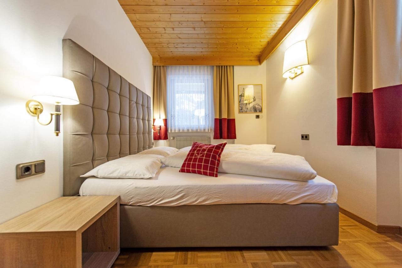 Chalet Alpina Ortisei Exterior photo