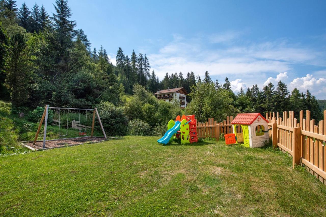 Chalet Alpina Ortisei Exterior photo